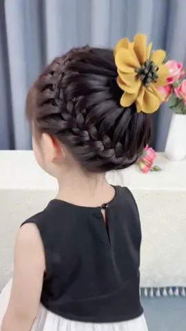 Kiểu này trông như một bông hoa luôn ạ #tettoc #tettocxinh  #tettocdethuong👩 #meovat #fyp #LearnOnTikTok  @Tinh Nhi 