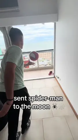 here comes the spider-man (@leo Ochandorena) #spiderman #football #jumpscare #fails 