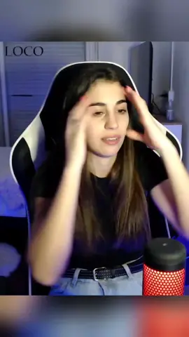 😭😭 basta de bullying loco #twitchstreamer #clipsdetwitch #humor #haters #memes #parati #clips 
