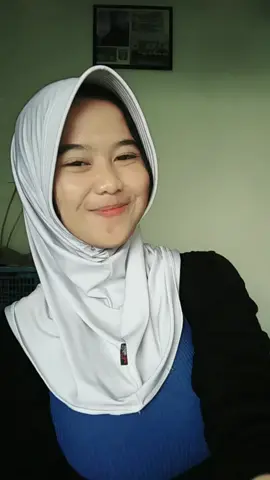 biar bibir ga pecah pecah trs gmn yh 😫