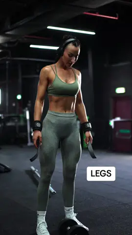 It's an intense Leg workout today ladies 🔥 #legday #Fitness #GymTok
