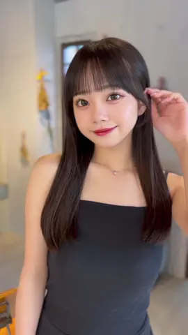 🫧   増田彩乃ちゃん、バッサリ切りました✂︎ ストレートでも可愛くて雰囲気の出る髪型、お任せください💪🏻   ぜひわたるマジックへ🪄💫✨   この作品の別パタはインスタをご覧下さい💁🏼‍♂️ @wataru_magic と @cachetaro   🫧 model:彩乃ちゃん @あやの  hair: @cachetaro @wataru_magic  #わたるマジック  #cachecacheomotesando #haircut #idol #hairstyle #hairstyles #美容師 #フレンチガーリー #シースルーバング #可愛い #シースルーぱっつん #簡単ヘアアレンジ #セルフヘアアレンジ #小顔カット #ぱっつん #おくれ毛 #前髪カット #チェウォン #アレンジ #ヘアアレンジ #今日好き #サイドバング #ウォニョン #似合わせカット #黒髪ストレート #美少女 #韓国ヘア #増田彩乃 #黒髪ロング #ストレートヘア 