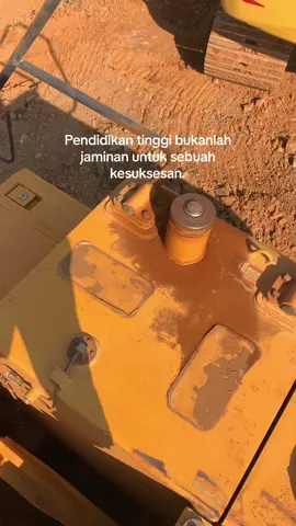 Lulusan Smp tapi bersyukur masi bisa dapat kerjaan😊😊🙏