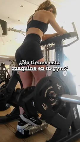 Curl femoral 🦵🏼  #curlfemoral #polea #isquios #femoral #gimnasio #gym #piernaworkout #femoralworkout 