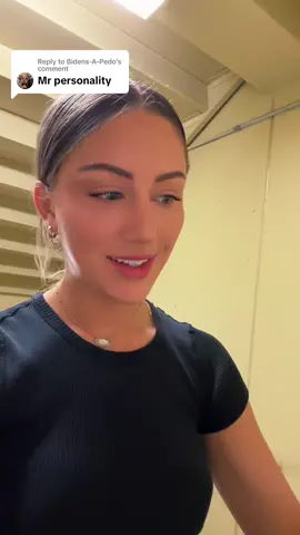 Replying to @Bidens-A-Pedo 