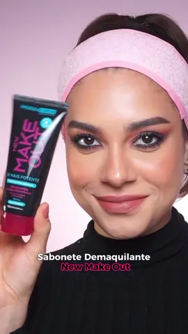 Sabonete Demaquilante New Make Out Dermachem Laboratory, está agora com 2x mais ativo demaquilante, que torna mais rápida e eficiente a remoção da maquiagem. Além disso, contém niacinamida e ácido hialurônico que auxiliam na hidratação da pele, proporciona a ação clareadora e pele mais uniforme. Indicado para usar de 3 maneiras: 1° demaquilante de banho, usar durante o banho; 2° demaquilante lavabo, usar lavando o rosto na pia; 3° demaquilante tradicional usando com disco de algodão ou bastonetes. #jaseamouhoje❤️ #demaquilante#enviamosparatodoobrasil🇧🇷 #embu #dermachen 