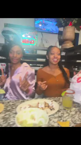 1 marg from a whole drink tower is crazy!!😂 #tacotuesday@Janae @Spoileddddbratttttt🧿 @Janee Jordan 