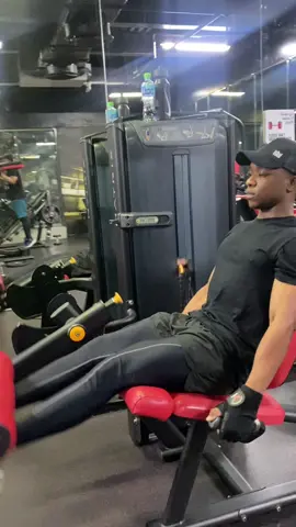 #menshealth #6amclub #Fitness #gym #mindset #legdayworkout #metrofittgym 