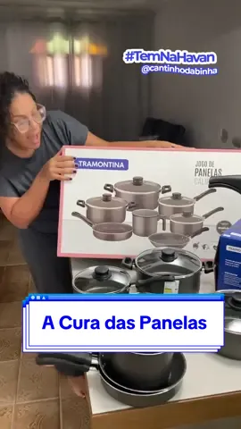 Jogo de Panela da Tramontina? #TemNaHavan 💙   O Cantinho da Binha deu uma dica bem legal. Quando você comprar suas panelas com teflon, o ideal é fazer a “cura” ou “selagem” das panelas.   Inclusive, esse jogo que aparece no vídeo é a nossa promoção da semana com R$100,00 de desconto. Jogo de Panelas Califórnia 7 peças, por apenas 10x de R$29,90!   Então, aproveita, passe em uma das nossas megalojas, garanta o seu jogo de panelas no Pula-Pula, comece a pagar somente em novembro e não esqueça da dica de selagem, hein! 😉   Havan, onde comprar é um prazer 🏛   #Havan #JogoDePanelas #Promoção #Tramontina #Dica