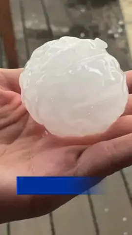 Chuva de granizos gigantes #chuva #granizo #tempestade #storm #gelo 