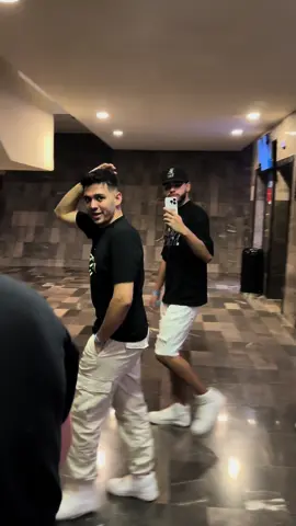 🤍🖤