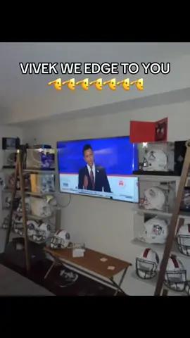 VIVEK!!!!!! #republicandebate #vivekramaswamy #vivekweedgetoyou #greenscreenvideo 