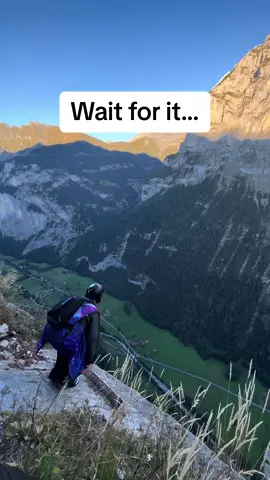 Wingsuit base jump low ultimate #wingsuit #basejump #wingsuitbase #switzerland #lauterbrunnen 