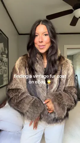Fits like a glove baby #furcoat#ebay#ebayfinds#vintagefashion 
