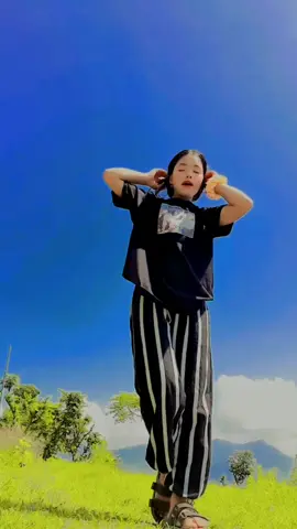 प्यारि सुवा❤️🤗#dance #fypシ゚viral #fouryou #fouryoupage #goviral #dailekhmuser🇳🇵foryoupage🥰 @Puspa Shahi 🦋❤️ @Sabu 1 🦋🌼💗 @P♡ 