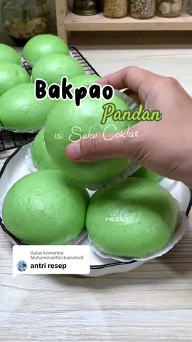 Membalas @Muhammadfaizkamaludin Bakpao Pandan kukus empuk lembut dan anti keriput😍 #bakpao #bakpaopandan #rotikukus #idejualan 
