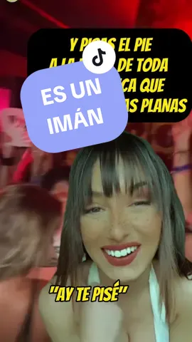 Es como un imán 🧲 inevitable 😂😂😂💀#nomepisesquevoydescalza #memesespañol #memes #humor #pisotonchallenge #fyp #virales #instareels #parati #foryoupage #descalza #pies #reelsinsta #humor #funny #fila #sandalias #verano2023 