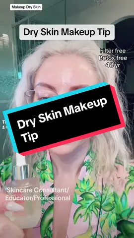 Adding a 1-2 drops of oil overtop of your moisturizer, right before you apply your foundation, not only makes your make up look amazing, but it also protects the skin. A technique used by Makeup artist for years, to give you that soft glowing skin. This also works in the winter months, so your skin doesn’t dry down.   For those interested, you can find the link to the products in my bio through Linktree #ma#makeupa#makeuptutorialr#dryskinr#dryskinhacksr#dryskinroutiner#dryskinmakeup