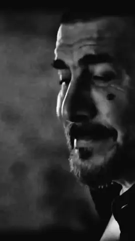عكس كل البشر  #حالات_واتس #عابد_فهد 