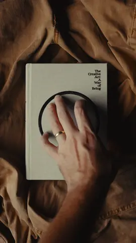 📚 The Creative Act: A way of being by Rick Rubin. “The ability to look deeply is the root of creativity. To see past the ordinary and mundane and get to what might otherwise be invisible.”  #BookTok #bookquotes #fyp #fypage #thecreativeactawayofbeing 