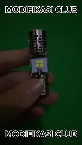 LAMPU LED MODEL PETIR 8 MATA #led #ayoto #tyto #bebek #ledlights #moscow #murahbanget #lampumotor #petir #terang 