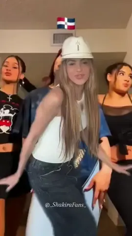 Shakira #shakira dance @Ｓｈａｋｉｒａ  #shakira #eljefe #fuerzaregida #shakiradance #dance 