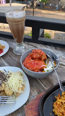 #cerah #view #dumes #pemandangan #cafe #blitar #fyp #bahanswmu #sw #kuliner #makanan  