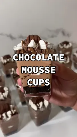 #SmallBusiness #dessert #dessertcups #chocolatelover #kinderbueno #956valley #fyp #smallbusinessbigdreams #smallbusinesscheck 