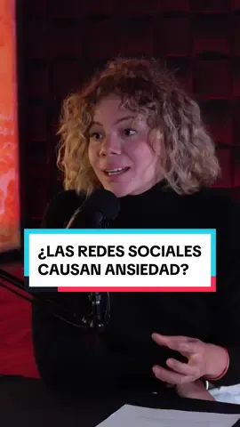 ¿LAS REDES SOCIALES CAUSAN ANSIEDAD? 🎙️ Episodio 9. Podcast completo en el enlace de mi perfil. #ansiedad #saludmental #podcast #redessociales 
