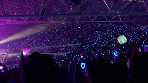 Literal na lahat kumakanta 🫶 #fancytwice #twice #readytobe #readytobebulacan #philippinearena 