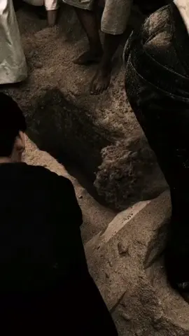 ها دخيلچ فاطمه بهالشده حضري 😔❤️‍🩹 #انا_خايف #باسميات #باسم_الكربلائي #ها_دخيلج_فاطمه_بهالشده_احضري 