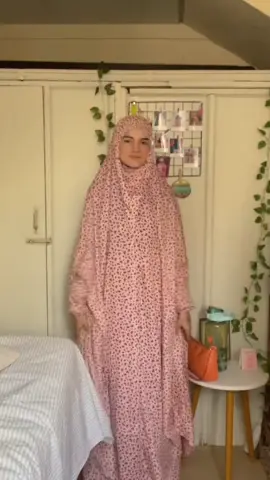 These namaz chadders look so cute on everyone 🥰 #foryou #fypシ #hijab 