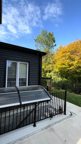 #vacation #majhahomeimprovements #canada_life🇨🇦 #beforeandafter #canada #milwaukeetool #foryoupage #toronto #gta #fyp #deck#decking 