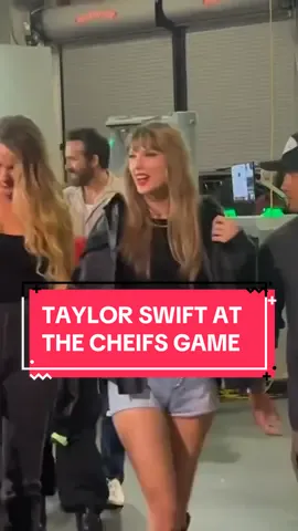 #TaylorSwift is in attendance at the Chiefs game against the Jets in New York along with #BlakeLively, #RyanReynolds and #SabrinaCarpenter! 👀 [🎥: IG/dmrussini] 