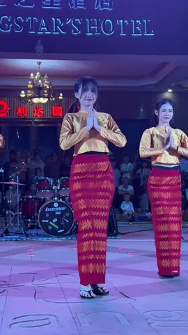 တရုတ်လမုန့်စာပွဲမှာကထားတာလေး❤️သီချင်းနာမည်လေးကတေ့ာ မင်္ဂလာပါမြန်မာ 🇲🇲#tiktokmyanmar2023🇲🇲🇲🇲🇲🇲 #tiktokforyoupage❤️❤️❤️ #တွေးပြီးမှတင်ပါ😁😁😁😁😁😁😁 #မြန်မာမလေးပါရှင့်❤️ 
