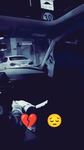 #اكسبلورexplore #😔😔😔💔💔🥀🥀🥀 تعال والله شتقتلك الصمت كمان لحن بس من حزنه مش مسموع ..