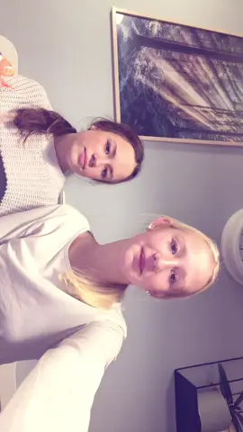 Tar in vid 1000 följare 🩷 #musically #musicallysweden #preppytiktoks #dance #dancetiktok #2018 #foryoupage❤️❤️ #foryoupageofficiall #fördig #dans #foryou #dancesweden #2girls 