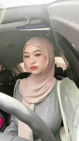 sedih ih