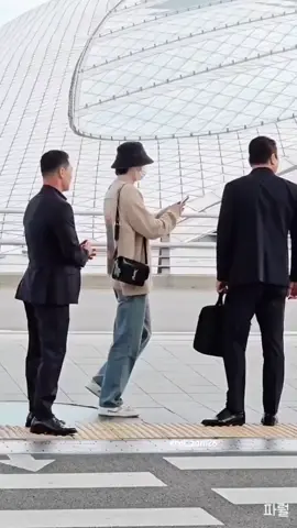 otw singapore ✈️ #leejongsuk #jongsuk0206 