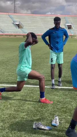 #physicaltraining May Team MCCC💙✊#fyp #viral #for #fouryou #fouryoupage #footballer #soomalitikto #Fitness #training @Anu_seyga #dhacsade 🖤