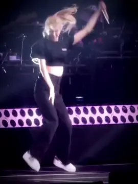 Dance with @ROSÉ #Kpop #Idol #Rose #rosè #Dance #Girl #BLACKPINK #TikTok #dance_with_me_in_moon 