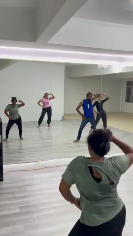 Puchong dance class  Monday 8pm to 10pm  Dm for details #navin #navinderan #fyp #beard #dance #beginners 