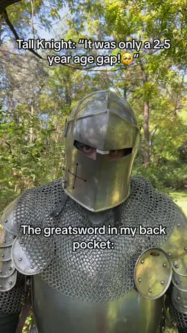 This little boy is actually off the rails 😭 #knight #medieval #cosplay #tallknight 