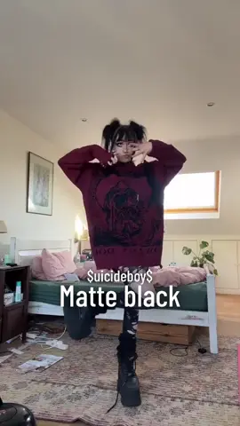 Credit: @✞ ☾ es ☽ ✞ #phonk #undergroundhip #sb #g59 #g59records #emogirl #goth #gothbabe🖤 #gothbabes #emobabe #emos 