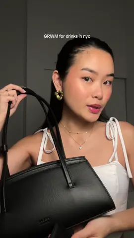 the chatty grwms are back! #grwm #nyc 