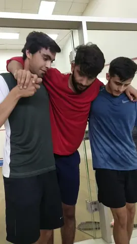 An unexpected injury has happened to the player(Fahad Sharif) during the game due to the slippery courts which should not have happened #CapCut #sports #squash #players #injury #athlete #pakistan #asiangames #fypシ 