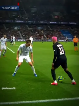 Oque o neymar jogava de bola com cabelo rosa foi piada 🥵🥵 #neymar #ney #neymarjr #futbol #futebol #psg #edit #skills #skillsfootball 