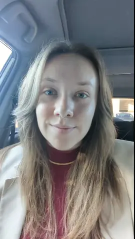 your makeup is poisoning you. 😳 #freshface #cleanbeauty #beautystandards #greenwashing #marketingliesingredientsdont #marketingschemes #health #lifecoach #healthcoach #ownyourbeauty 