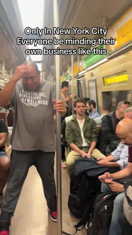 Oh no i need to leave this city lol #fyp #nycsubway #nyc #onlyinnewyork 
