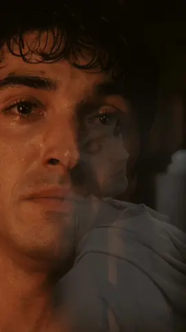 I can love you and want you... ❤️🤍💙 #RedWhiteAndRoyalBlue #RWRBRewatch #RWRB #RWRBmovie #TaylorZakharPerez #NicholasGalitzine #RWRBonprime #RWRB 